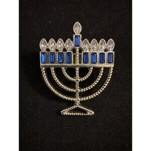 Gorgeous Jeweled Hanukkah Menorah Silver tone Brooch!